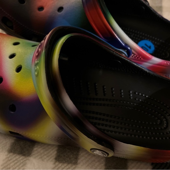 Crocs Classic Tie Dye style clogs size 10 women and 8 for men (Sold) - Picture 2 of 6